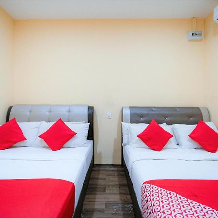 Super Oyo 89807 My Budget Home Batu Feringgi Exterior foto
