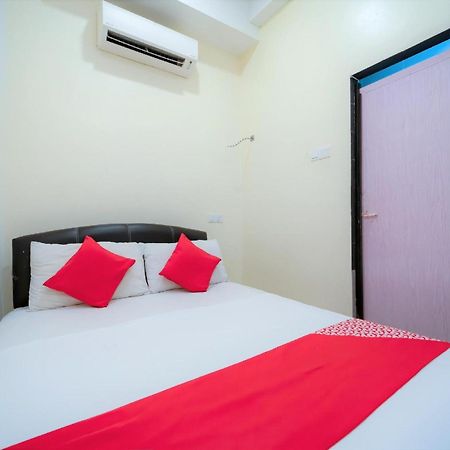 Super Oyo 89807 My Budget Home Batu Feringgi Exterior foto