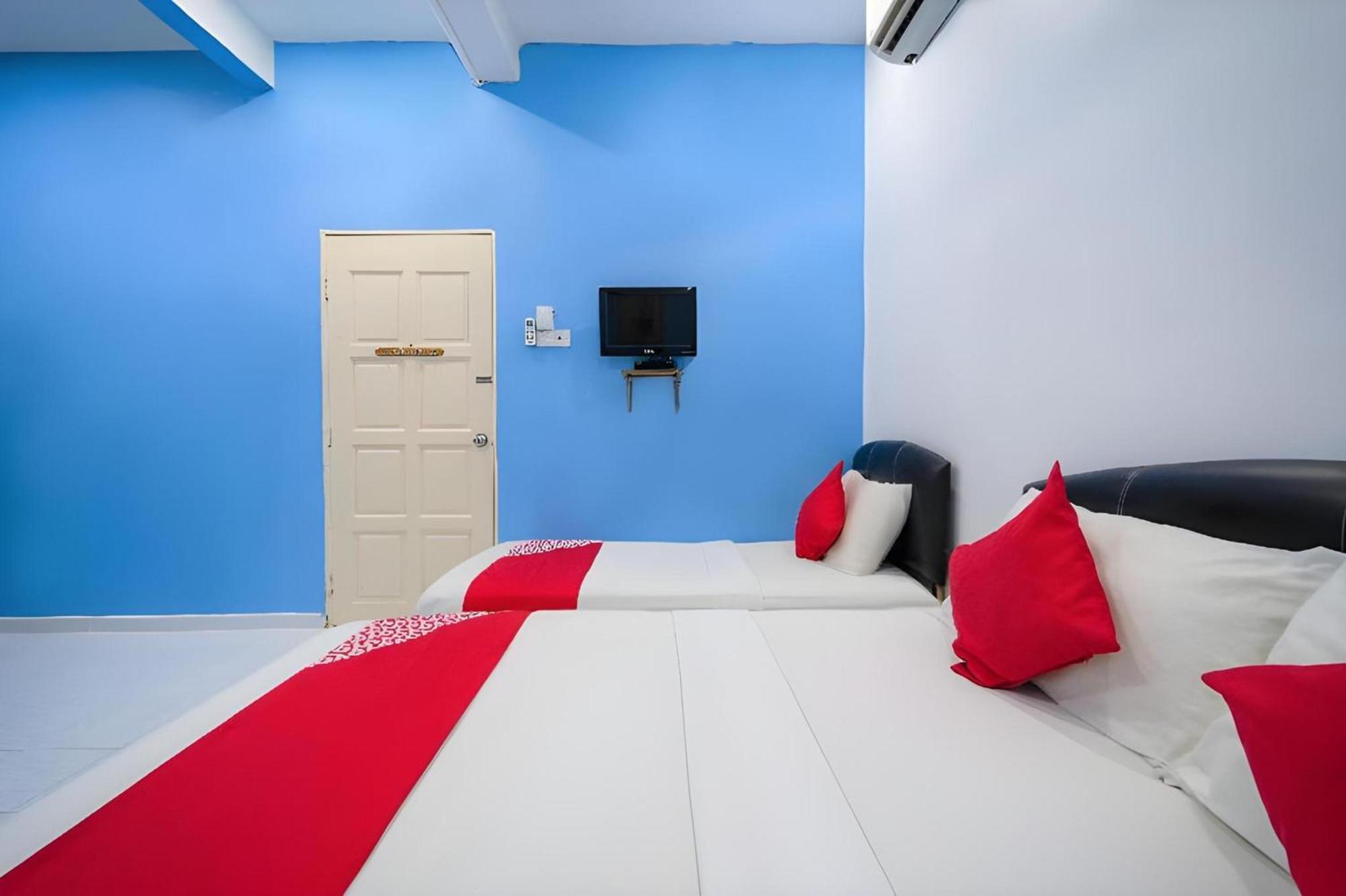 Super Oyo 89807 My Budget Home Batu Feringgi Exterior foto