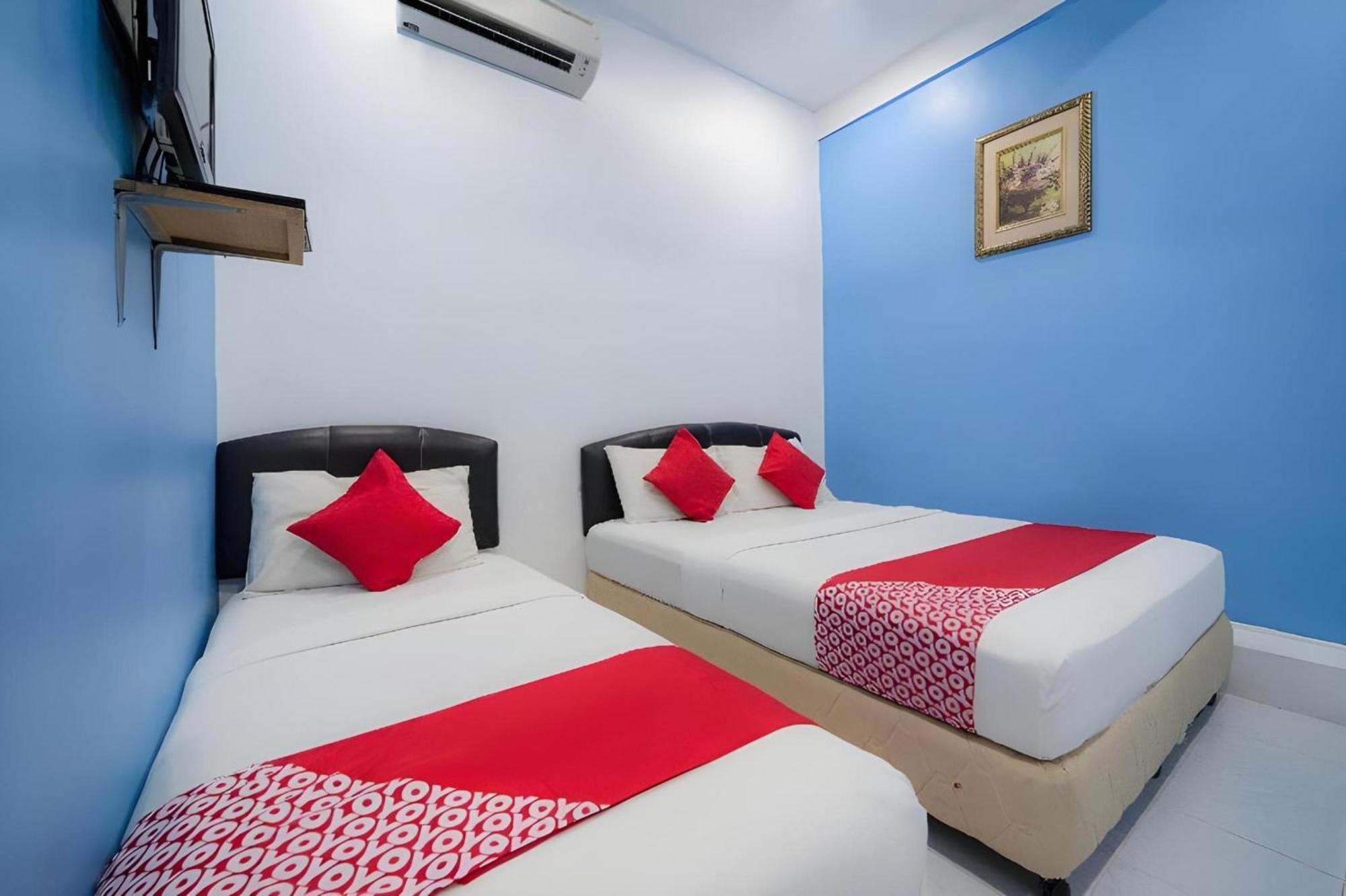 Super Oyo 89807 My Budget Home Batu Feringgi Exterior foto